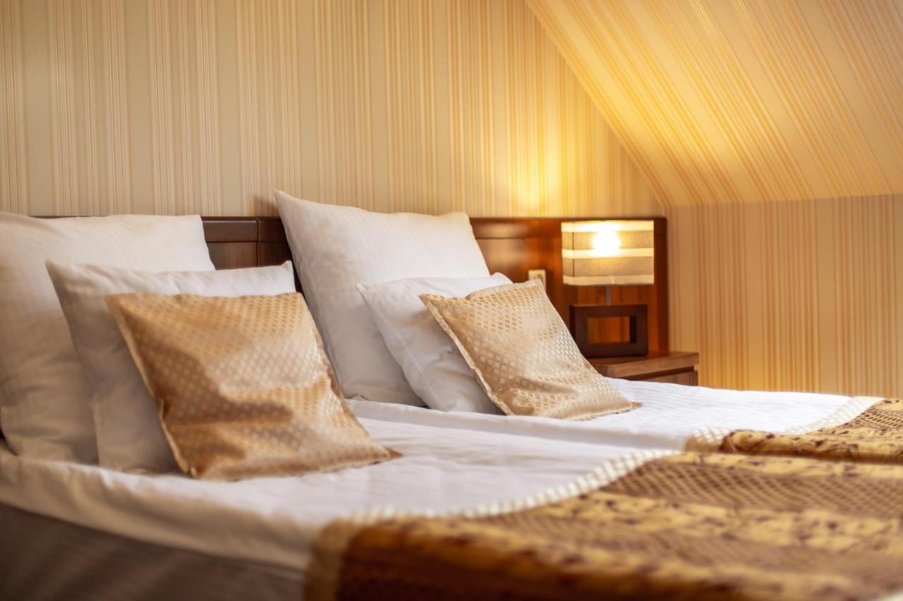 Dworek Morski Spa & Wellness Mielno  Kültér fotó