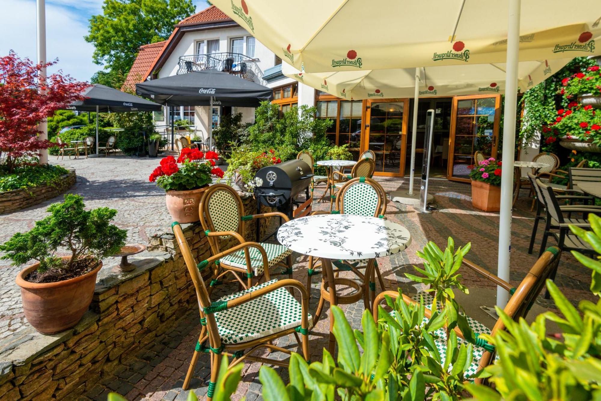 Dworek Morski Spa & Wellness Mielno  Kültér fotó